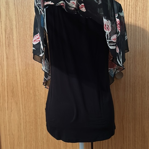 Naïf Shawl Tank Top Blouse - Picture 8 of 10